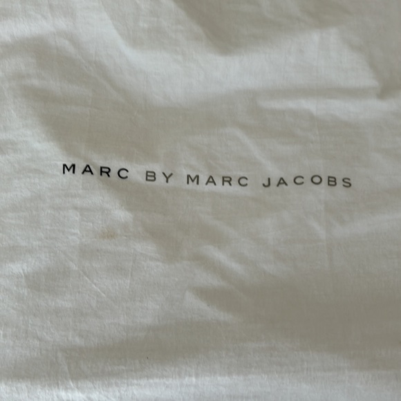 Marc by Marc Jacobs Classic Q Handbag with Dust Bag - Picture 13 of 16